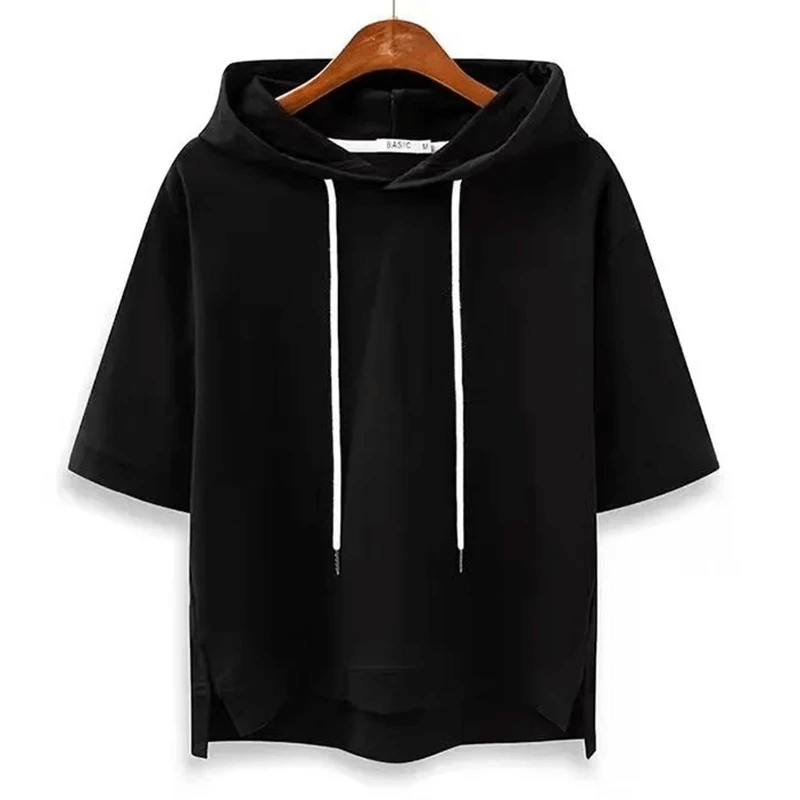 Maison Short-Sleeve Hoodie, available at: https://www.daltik.com/
