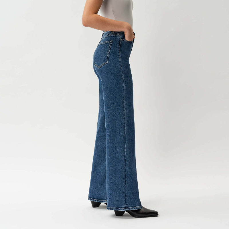 Relaxed_ComfortDenim-_Jeans_5_www.daltik.com