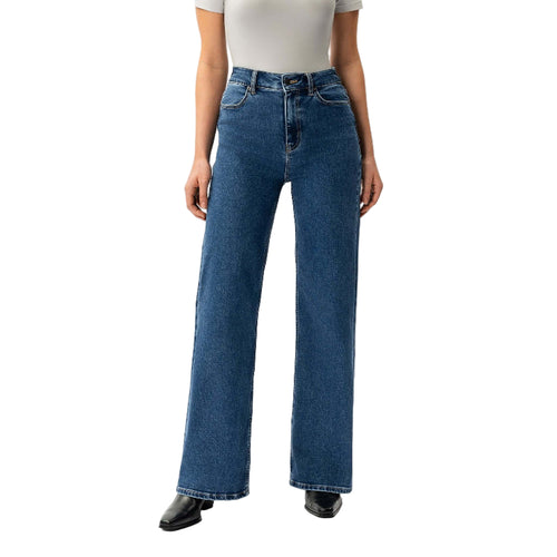 Relaxed_ComfortDenim-_Jeans_www.daltik.com