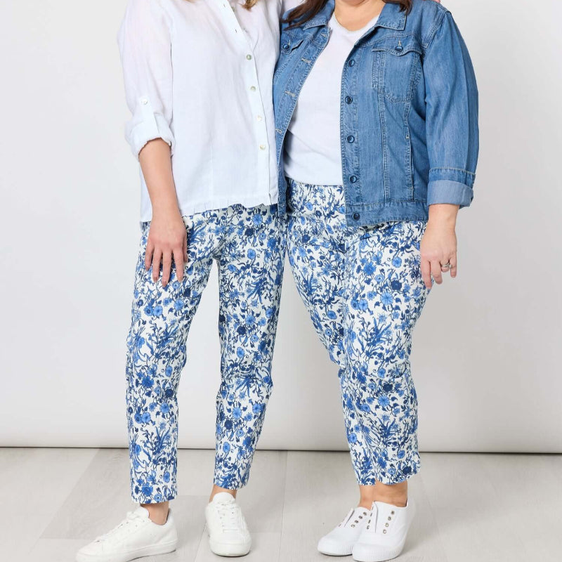 alexandria-floral-print-pant-blue-white-1-https://daltik.com/