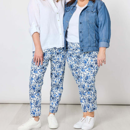 alexandria-floral-print-pant-blue-white-1-https://daltik.com/